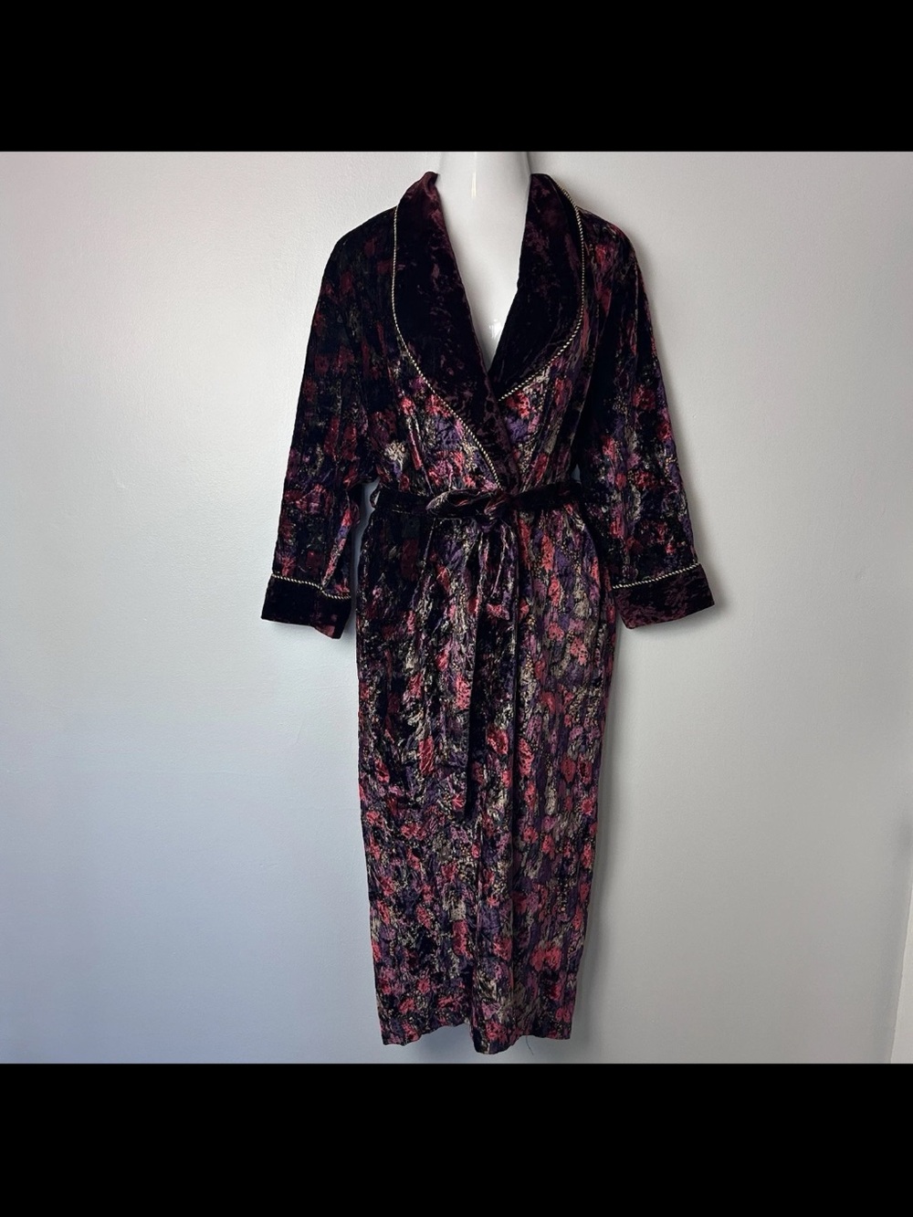 Victoria's Secret Robe vintage 90s Gold Label Small Watercolor velvet Feel